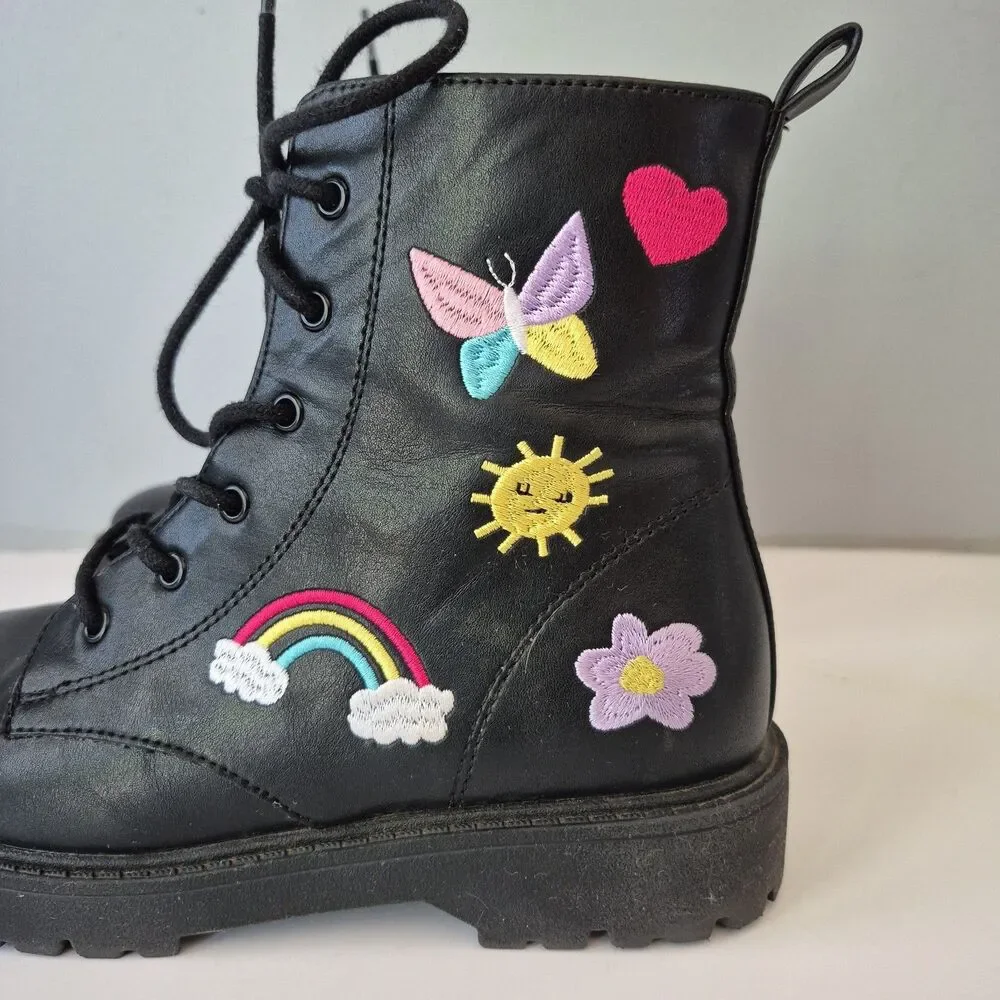 The Childrens Place Black Lace Up Combat Ankle Boots w/ Colorful Patches Girls 2
